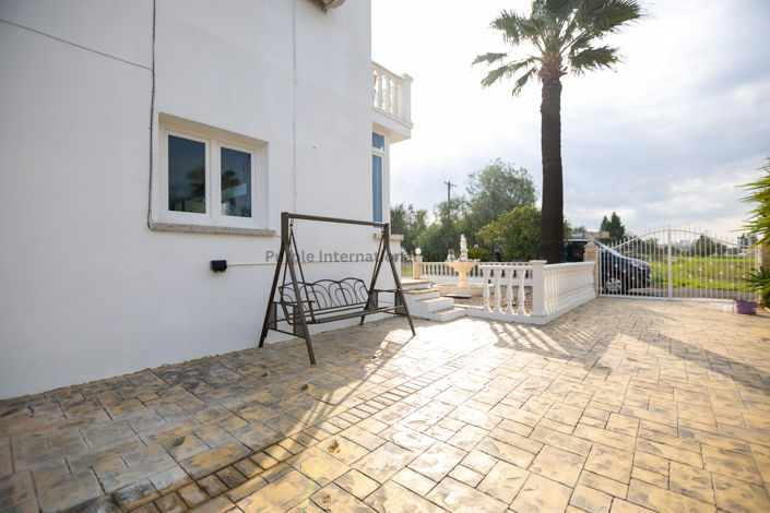 Image No.37-3 Bed House for sale