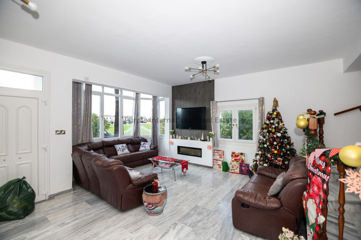 Image No.5-3 Bed House for sale