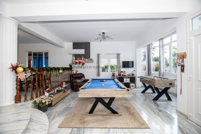 Image No.6-3 Bed House for sale