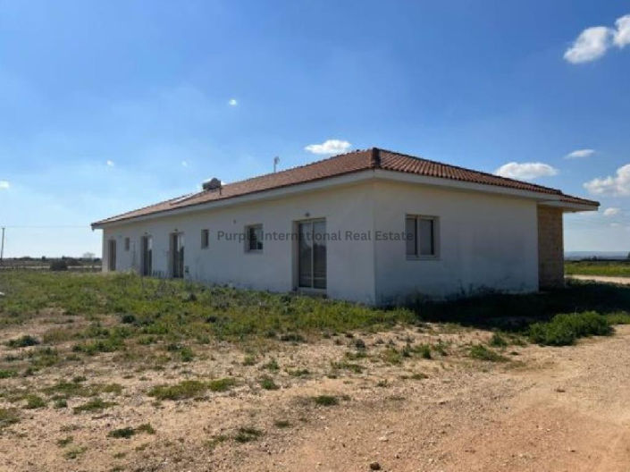 Image No.3-4 Bed House for sale