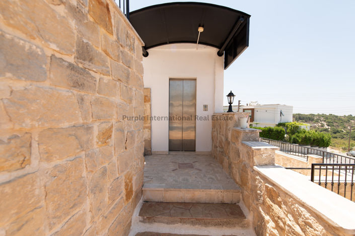 Image No.17-4 Bed Villa for sale