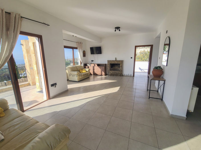 Image No.5-Villa de 4 chambres à vendre à Tsada