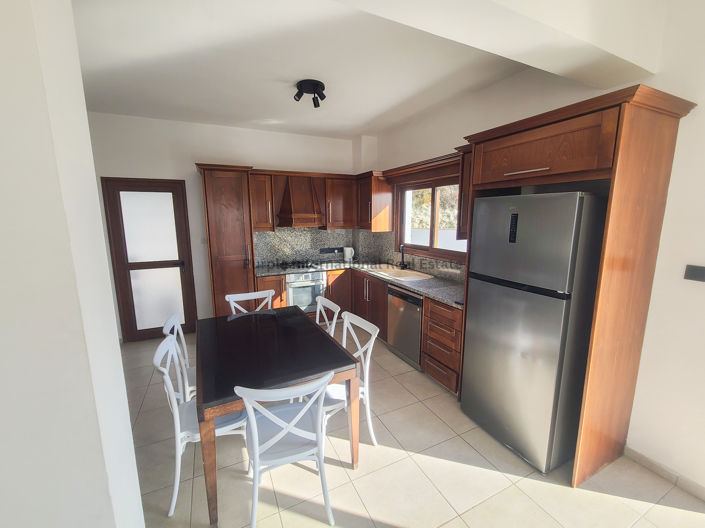 Image No.7-Villa de 4 chambres à vendre à Tsada