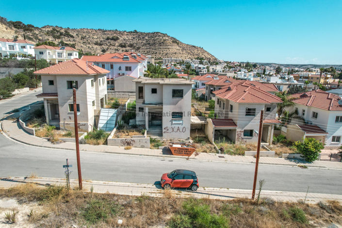Image No.3-Villa de 3 chambres à vendre à Oroklini