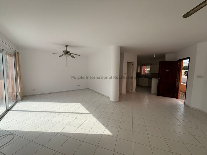 Image No.8-Maison de ville de 3 chambres à vendre à Anarita