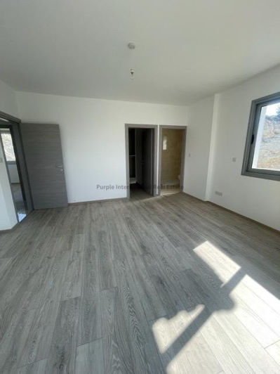 Image No.5-5 Bed Villa for sale