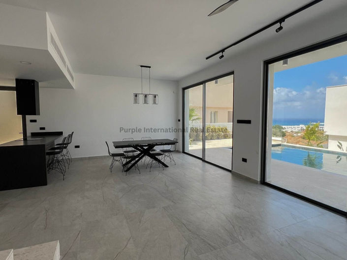 Image No.3-3 Bed Villa for sale