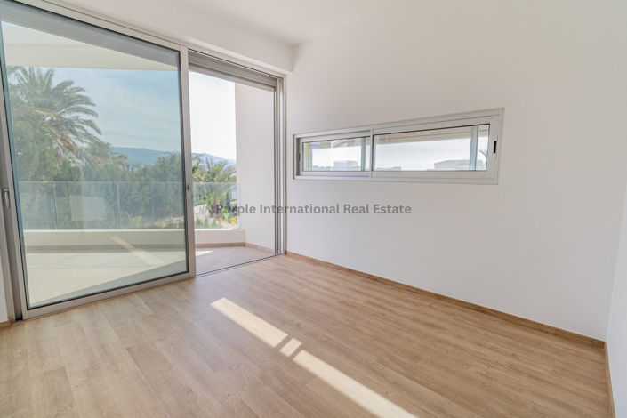 Image No.12-4 Bed Villa for sale