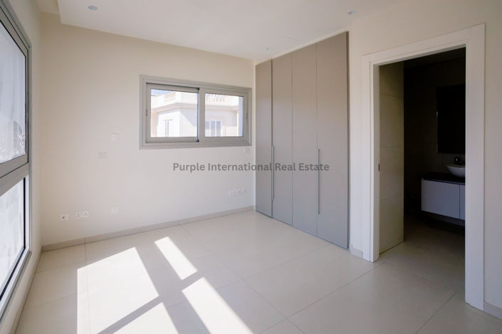 Image No.19-2 Bed Apartment for sale