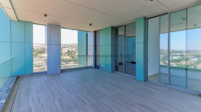 Image No.8-Appartement de 3 chambres à vendre à Agios Tychonas