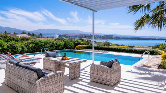 Image No.9-7 Bed Villa for sale