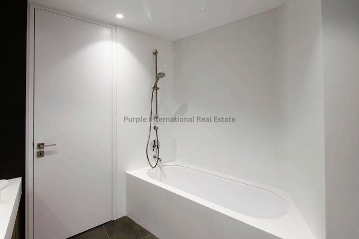 Image No.12-5 Bed Villa for sale