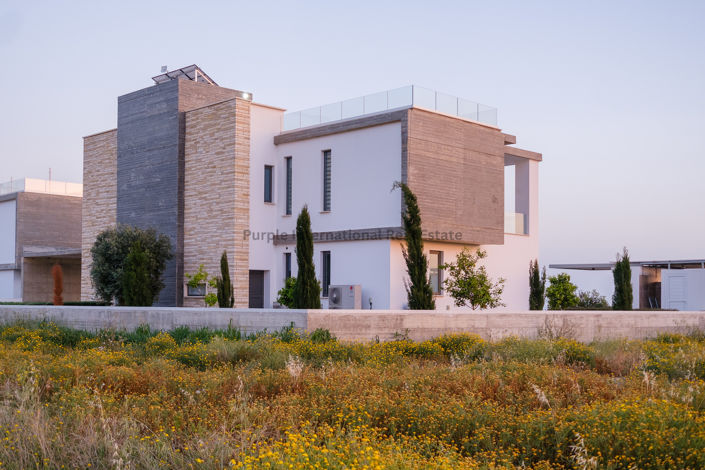 Image No.30-4 Bed Villa for sale