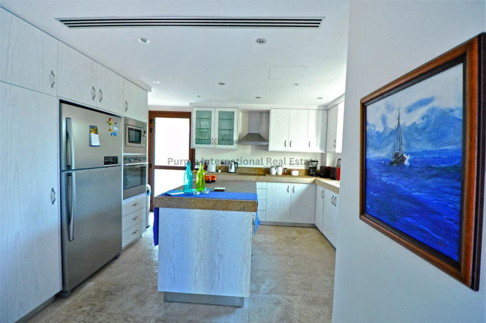 Image No.10-5 Bed Villa for sale