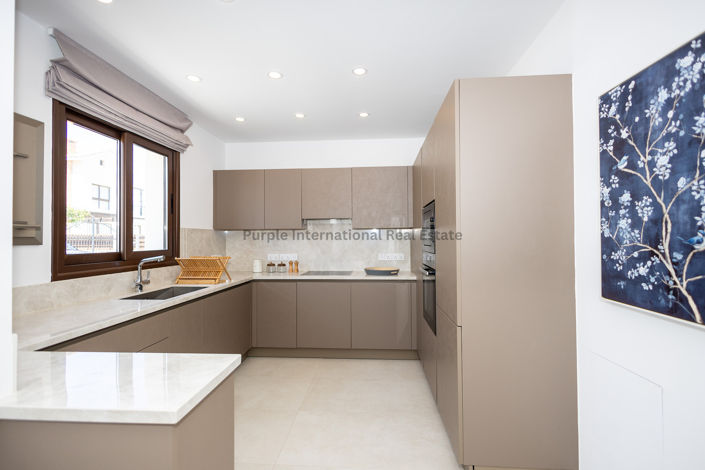 Image No.17-5 Bed Villa for sale