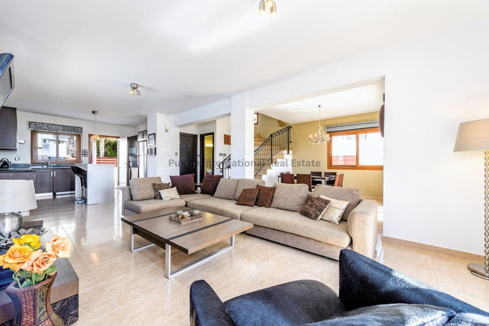 Image No.3-5 Bed Villa for sale