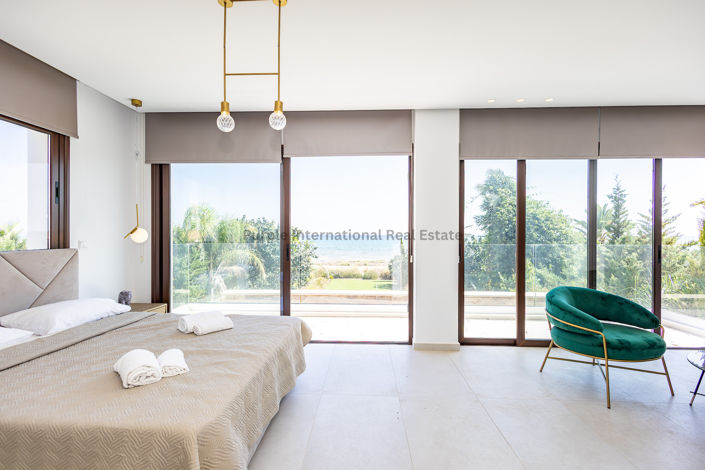 Image No.32-5 Bed Villa for sale
