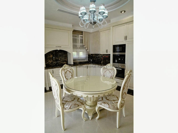 Image No.5-Villa de 5 chambres à vendre à Agios Tychonas