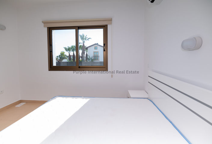 Image No.11-3 Bed House for sale