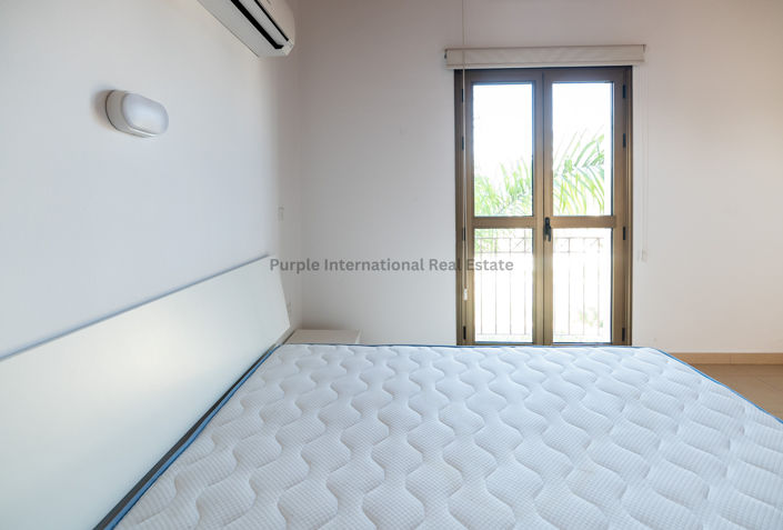 Image No.17-3 Bed House for sale