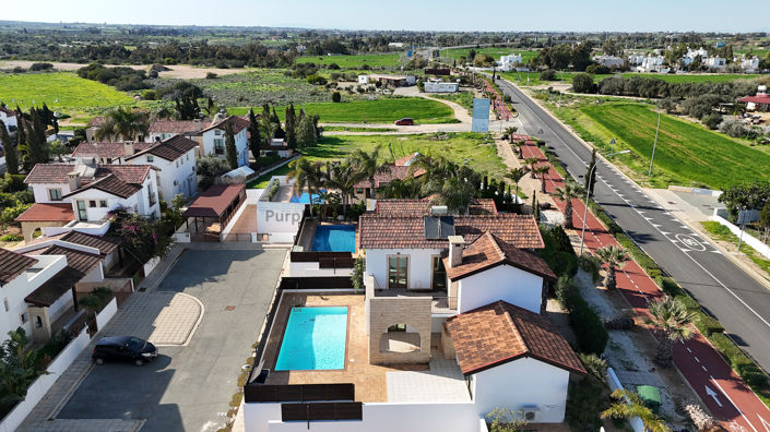 Image No.20-3 Bed House for sale