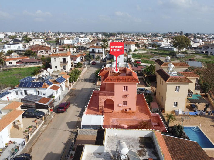 Image No.3-3 Bed Villa for sale