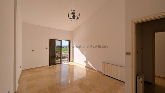 Image No.28-5 Bed House for sale