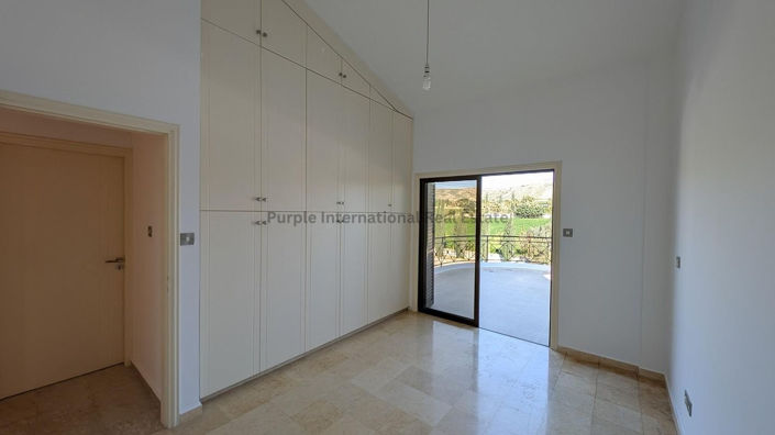 Image No.40-5 Bed House for sale