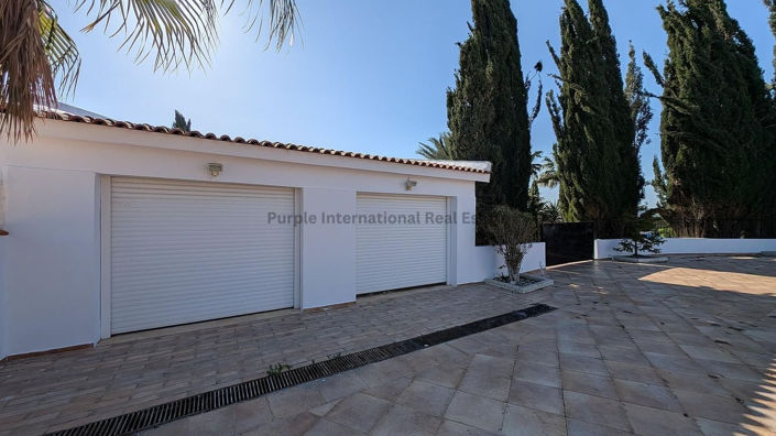 Image No.45-5 Bed House for sale
