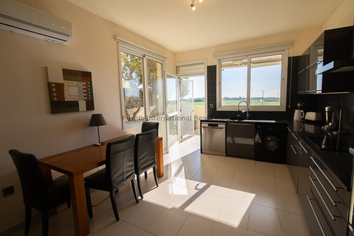 Image No.12-3 Bed Villa for sale