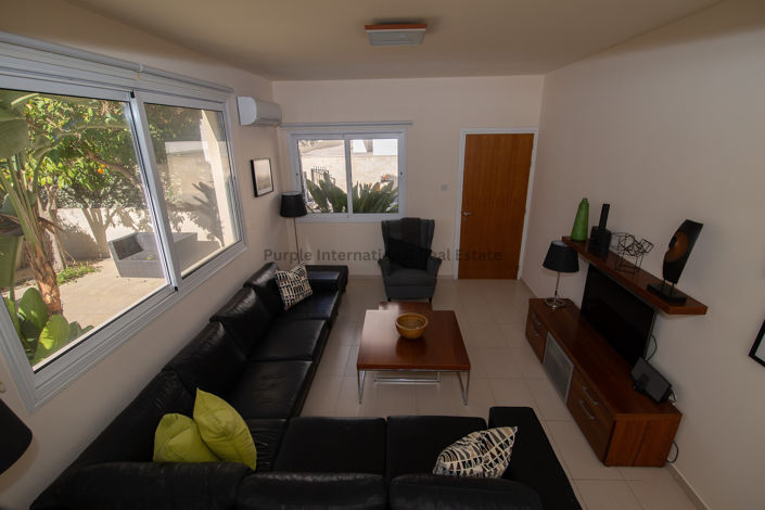 Image No.2-3 Bed Villa for sale