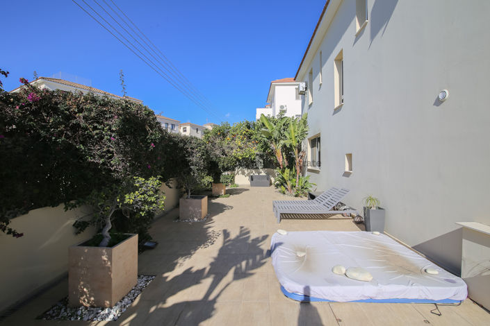 Image No.20-3 Bed Villa for sale