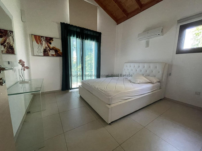 Image No.10-2 Bed Bungalow for sale