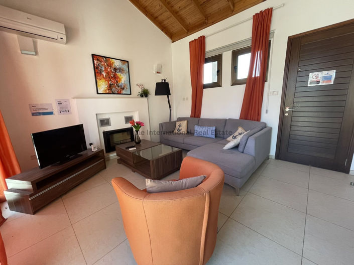 Image No.2-2 Bed Bungalow for sale