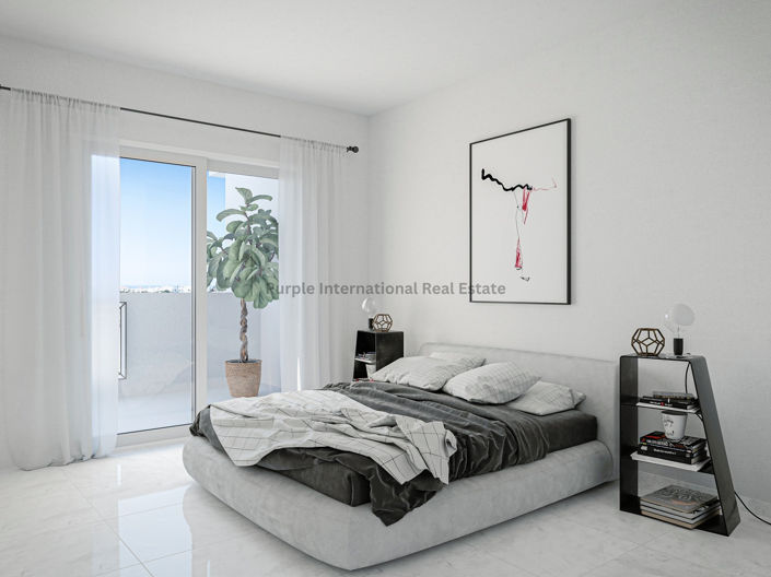 Image No.9-3 Bed Townhouse for sale