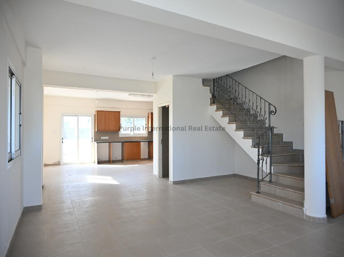 Image No.2-3 Bed Villa for sale