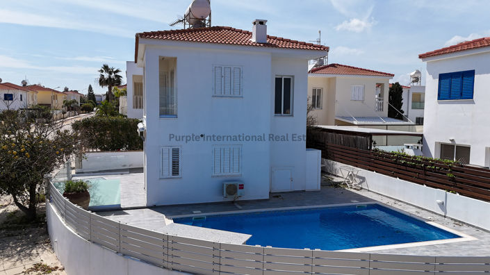 Image No.23-Villa de 2 chambres à vendre à Ayia Triada