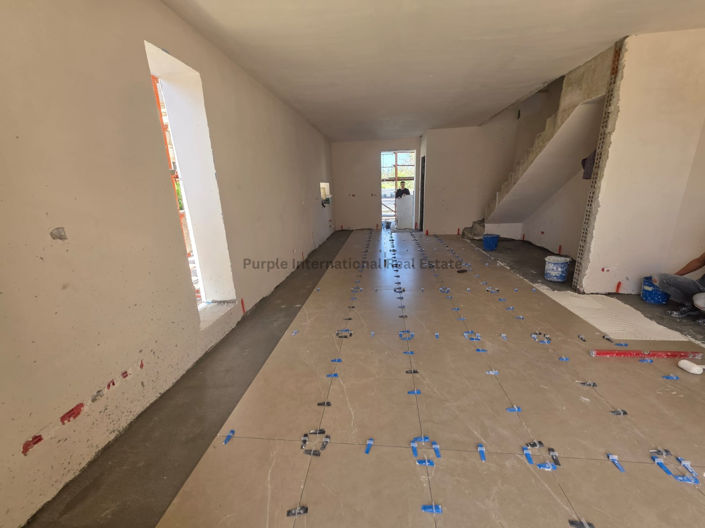 Image No.8-2 Bed Townhouse for sale