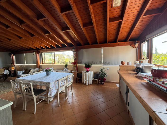 Image No.11-5 Bed House for sale