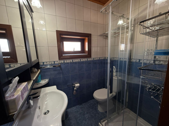 Image No.23-5 Bed House for sale