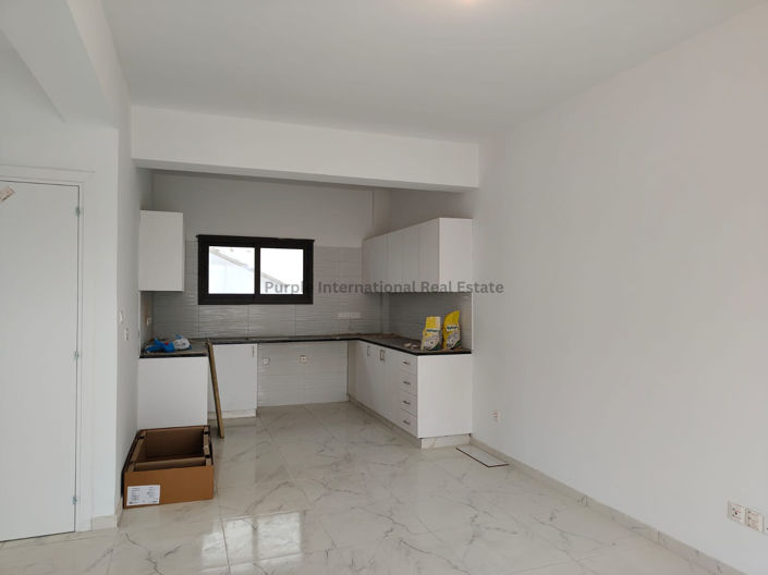 Image No.14-3 Bed Townhouse for sale