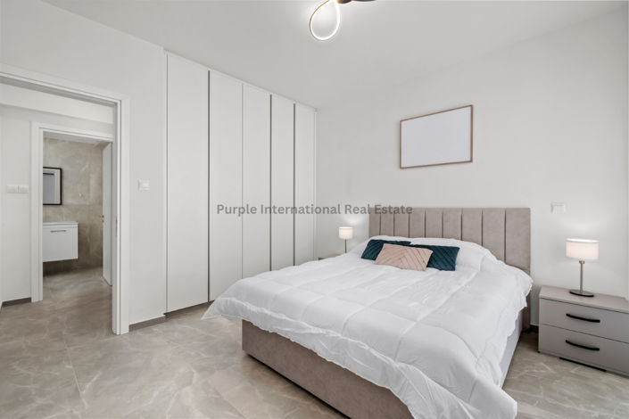 Image No.11-2 Bed Townhouse for sale