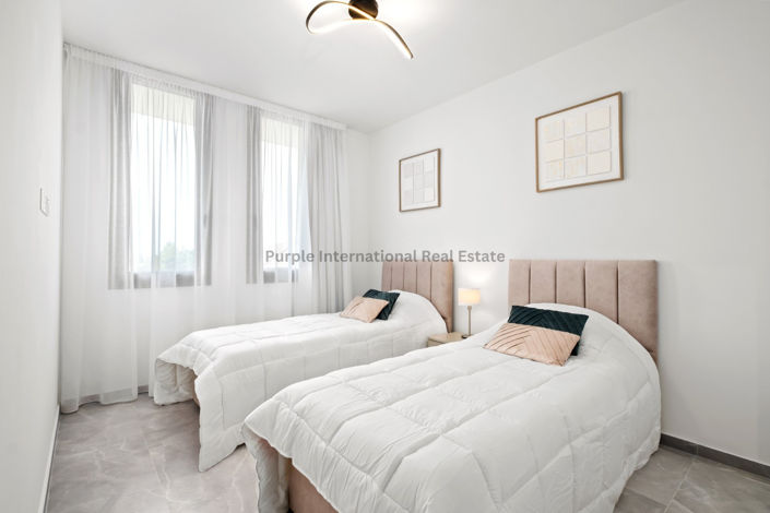 Image No.13-2 Bed Townhouse for sale