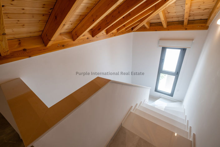 Image No.15-2 Bed Townhouse for sale