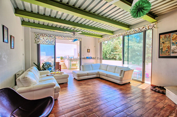 Image No.6-4 Bed Villa for sale