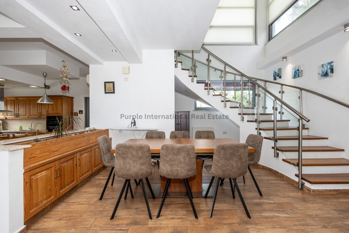 Image No.9-4 Bed Villa for sale