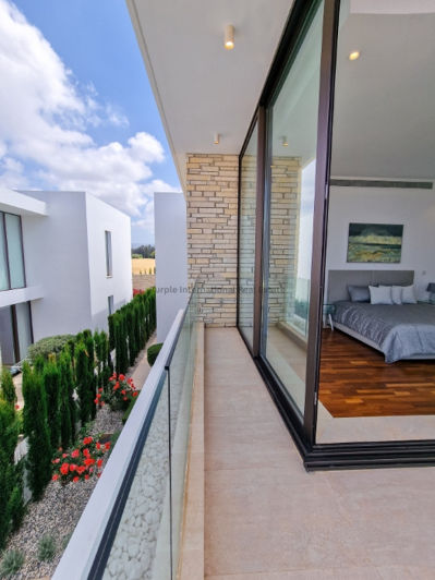 Image No.27-5 Bed Villa for sale