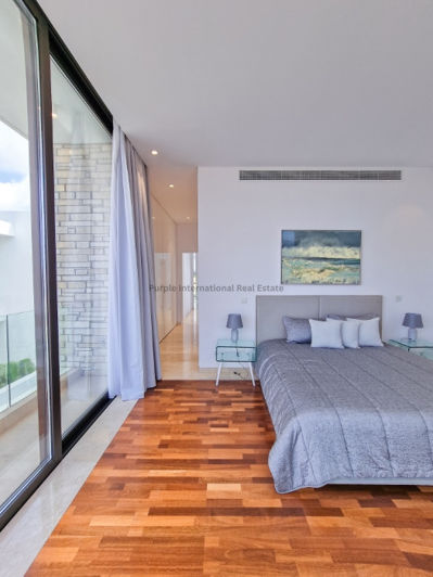 Image No.28-5 Bed Villa for sale