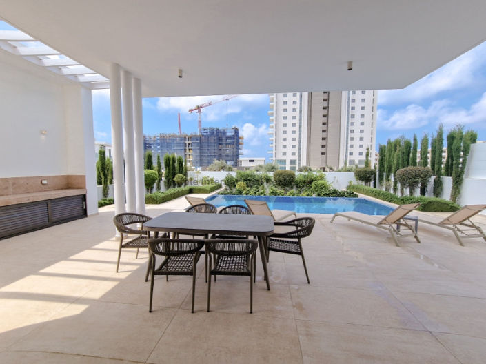 Image No.31-5 Bed Villa for sale