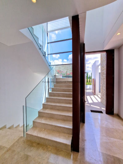 Image No.33-5 Bed Villa for sale